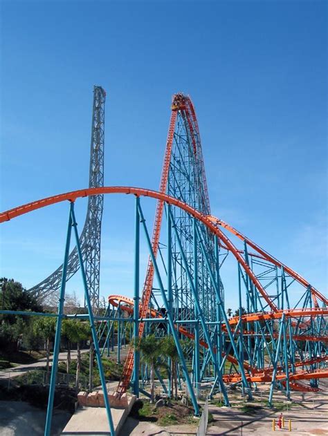 Thrills and Chills at Six Flags Magic Mountain: The Park's Scariest Attractions